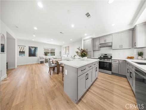 7692  9th  104  Street, Buena Park, CA