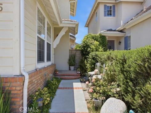 5  Woodlake  , Buena Park, CA