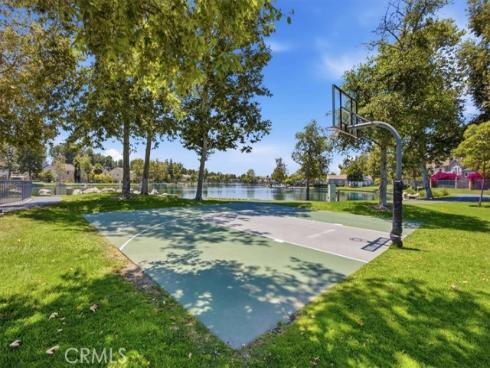 5  Woodlake  , Buena Park, CA