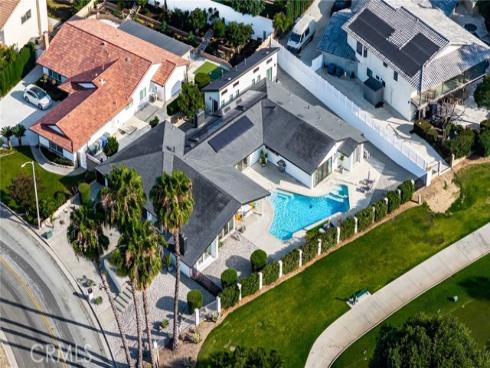 8601  Links   Road, Buena Park, CA