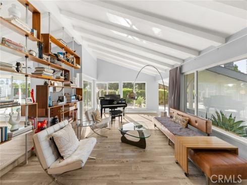 8601  Links   Road, Buena Park, CA