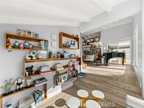 8601  Links   Road, Buena Park, CA