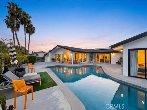 8601  Links   Road, Buena Park, CA