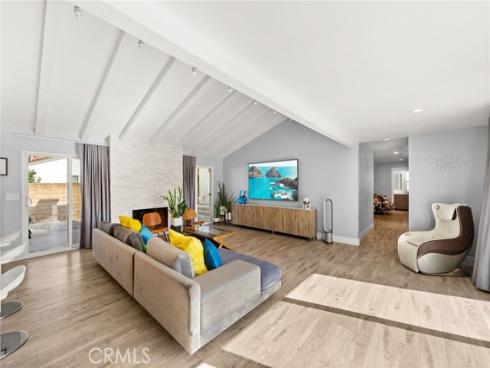 8601  Links   Road, Buena Park, CA