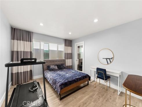 8601  Links   Road, Buena Park, CA
