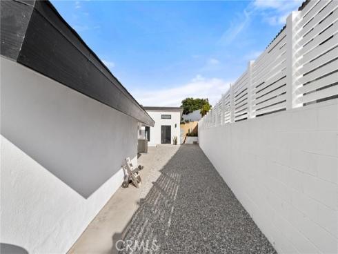 8601  Links   Road, Buena Park, CA