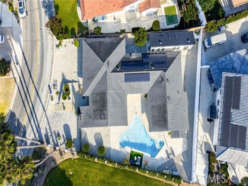8601  Links   Road, Buena Park, CA