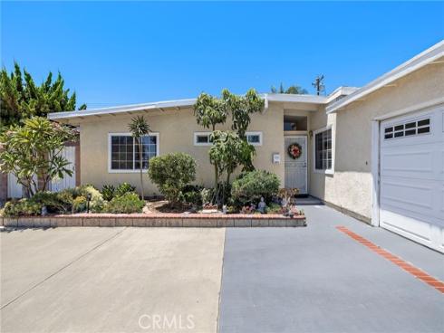 8407  Locust  , Buena Park, CA