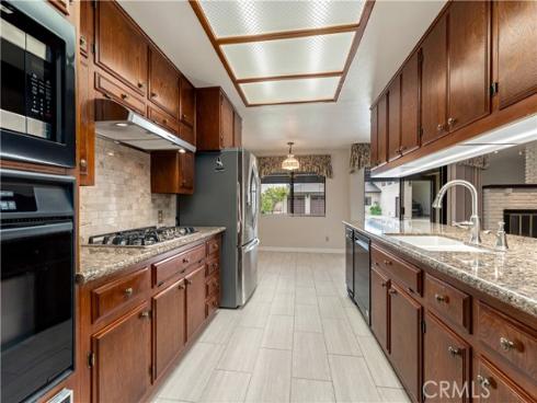 7612  Haldor  , Buena Park, CA