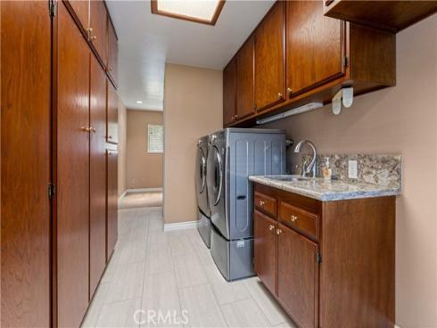 7612  Haldor  , Buena Park, CA