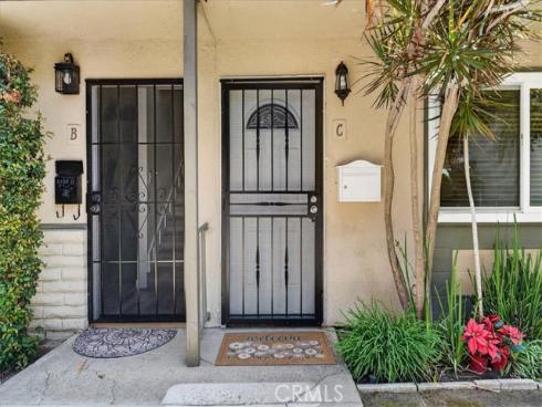 8788  Valley View  C , Buena Park, CA
