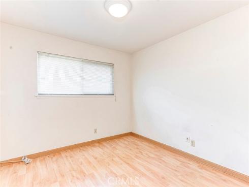 8237  Henshaw  , Buena Park, CA