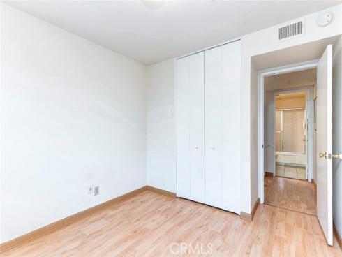 8237  Henshaw  , Buena Park, CA