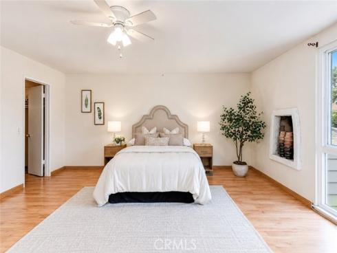 8237  Henshaw  , Buena Park, CA