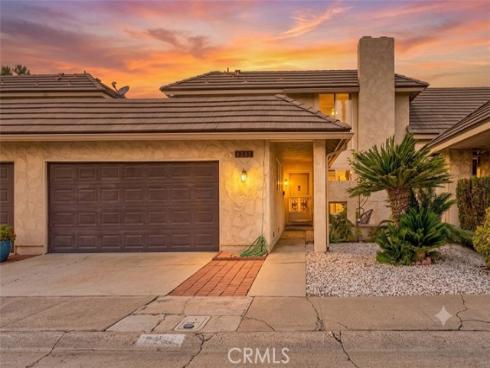 8237  Henshaw  , Buena Park, CA