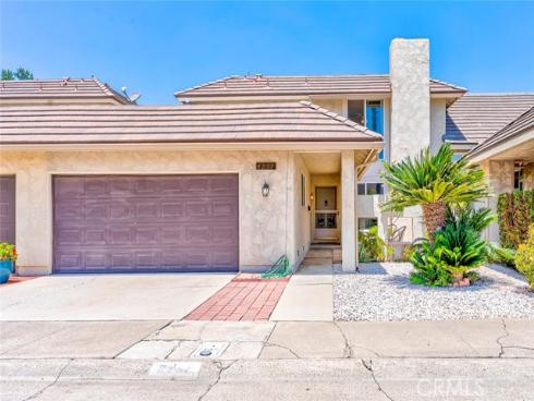 8237  Henshaw  , Buena Park, CA