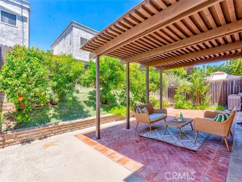 8237  Henshaw  , Buena Park, CA