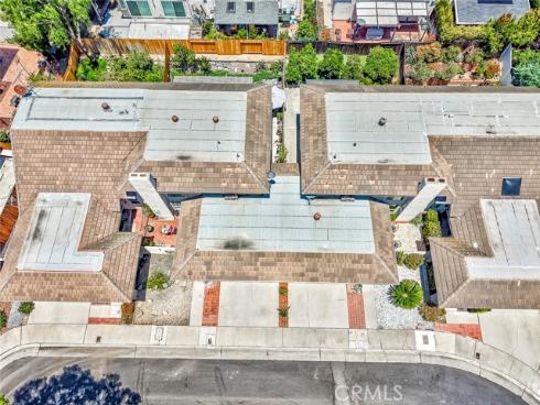 8237  Henshaw  , Buena Park, CA