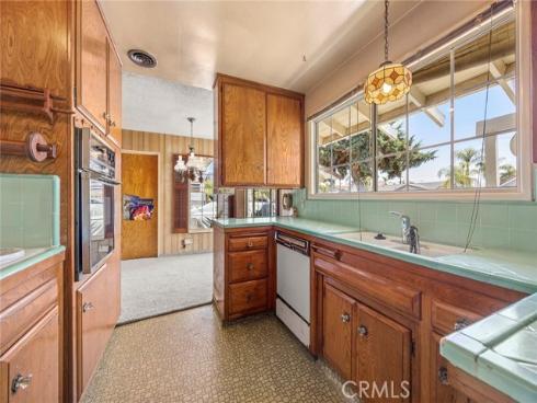 8425  Saturn  , Buena Park, CA