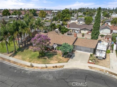 8425  Saturn  , Buena Park, CA