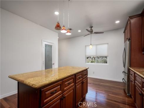 5901  Los Encinos  , Buena Park, CA