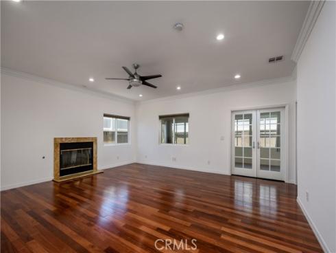 5901  Los Encinos  , Buena Park, CA
