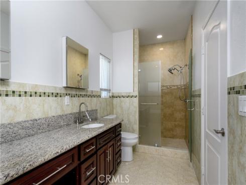 5901  Los Encinos  , Buena Park, CA