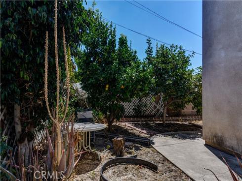 5901  Los Encinos  , Buena Park, CA
