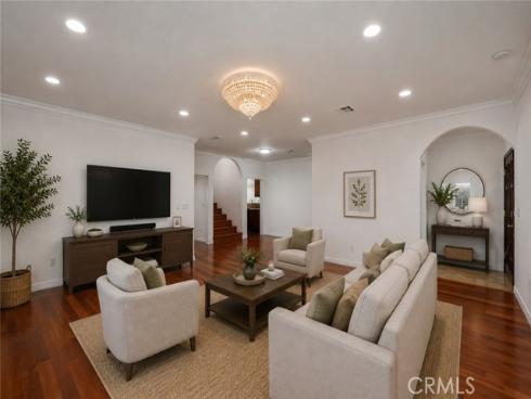 5901  Los Encinos  , Buena Park, CA