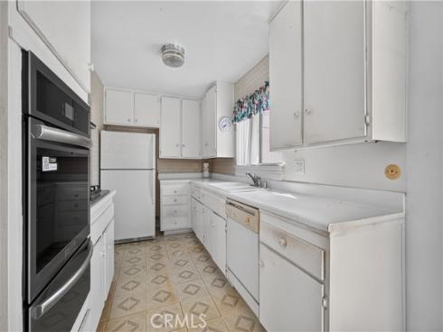 8170  Glengarry  , Buena Park, CA