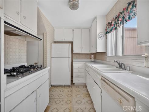 8170  Glengarry  , Buena Park, CA