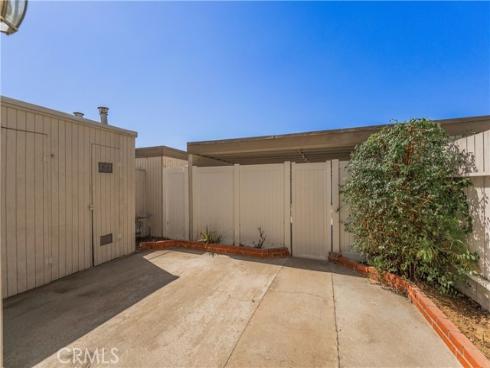 8170  Glengarry  , Buena Park, CA