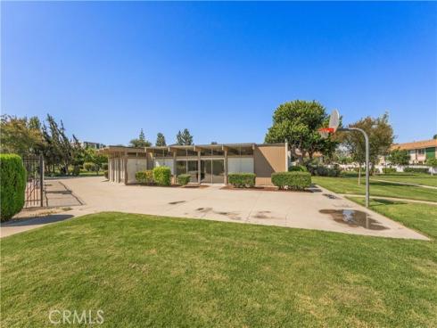 8170  Glengarry  , Buena Park, CA