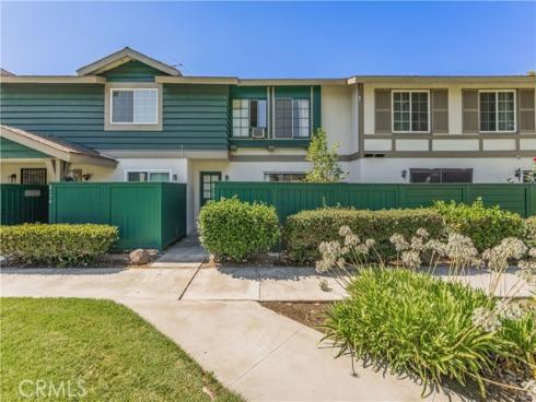 8170  Glengarry  , Buena Park, CA