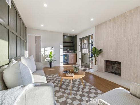 8042  San Heron  , Buena Park, CA