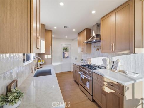 8042  San Heron  , Buena Park, CA