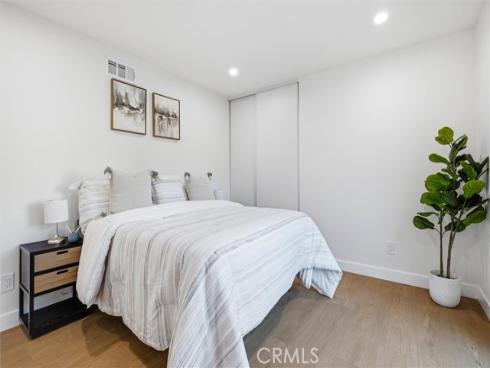 8042  San Heron  , Buena Park, CA