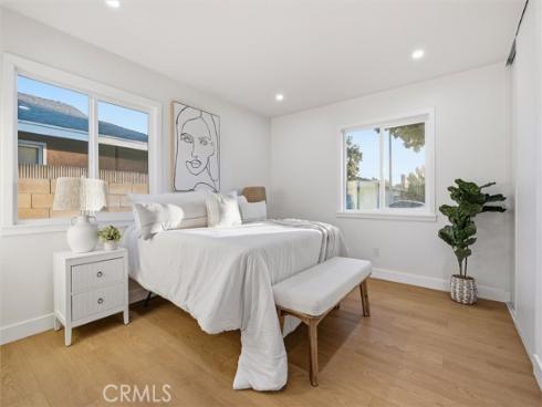 8042  San Heron  , Buena Park, CA