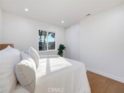 8042  San Heron  , Buena Park, CA
