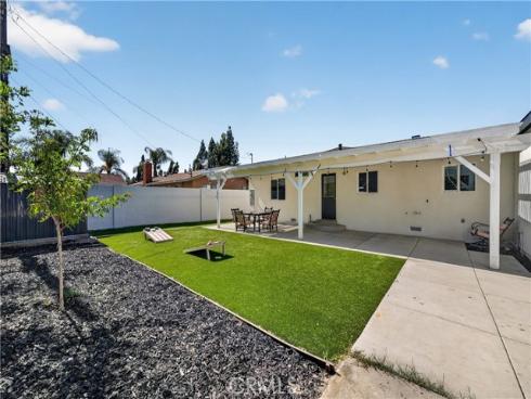 5516  Paraguay Dr  , Buena Park, CA
