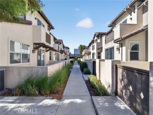 8576  Corsica  , Buena Park, CA