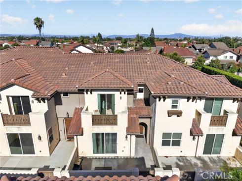 8576  Corsica  , Buena Park, CA