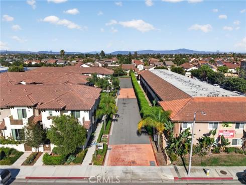 8576  Corsica  , Buena Park, CA