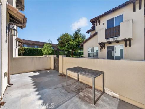 8576  Corsica  , Buena Park, CA