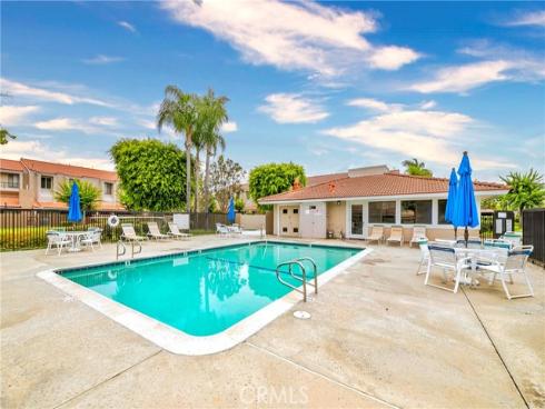 6273  Lincoln  , Buena Park, CA