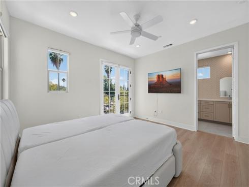 8898  Los Coyotes  200  Court, Buena Park, CA