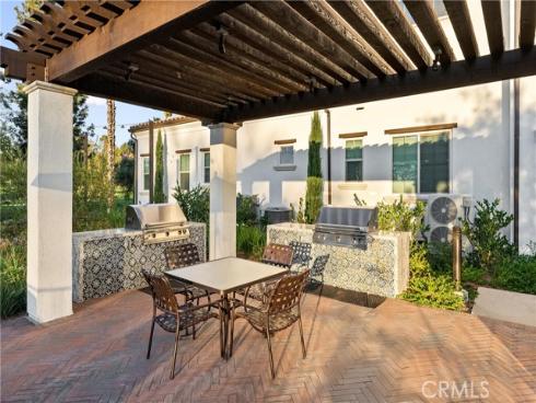 8898  Los Coyotes  200  Court, Buena Park, CA