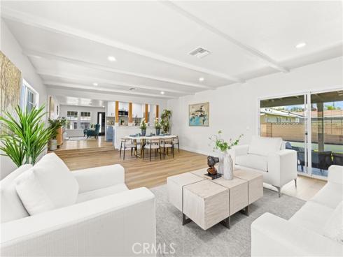 5856 Bolivia , Buena Park, CA