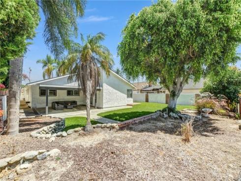 8402  Crescent   Avenue, Buena Park, CA