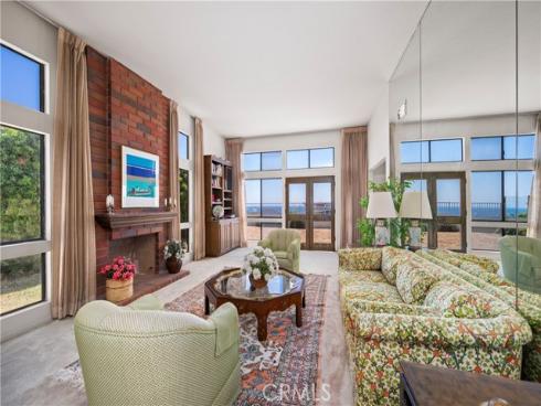 21  Beachcomber   Drive, Corona del Mar, CA